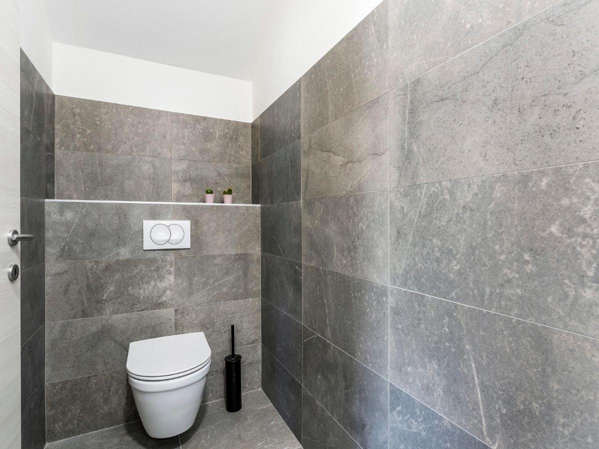 Holiday Home Villa Isabela - Prc423 By Interhome Nova Vas  Εξωτερικό φωτογραφία